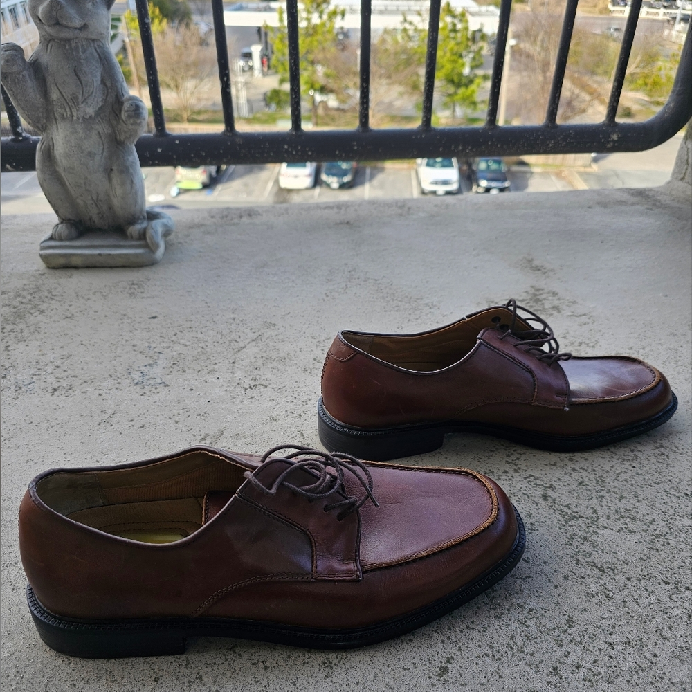 Shoes - Picture 7 of 7